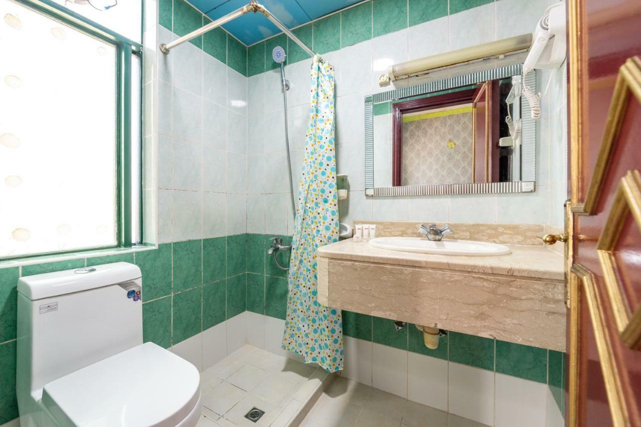 Oyo 191 Golden Sea Hotel 두바이 외부 사진
